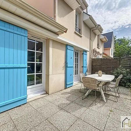 בית נופש La Brise Bleue - Maison Avec Jardin, Garage, 400m בריי-דון