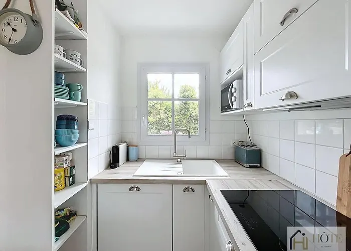 Ferienhaus La Brise Bleue - Maison Avec Jardin, Garage, 400m *